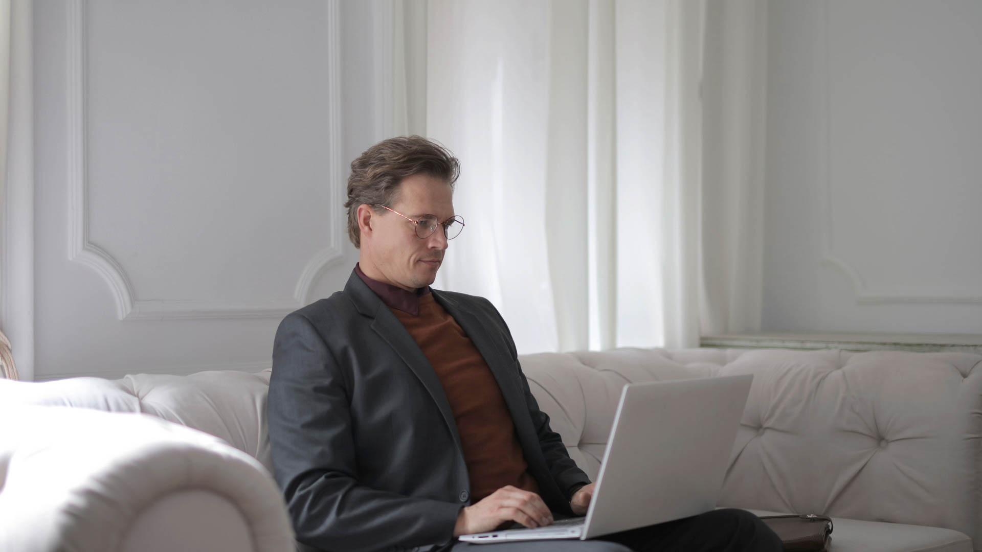 Comment rédiger un CV en 2025: Guide ultime et meilleurs conseils